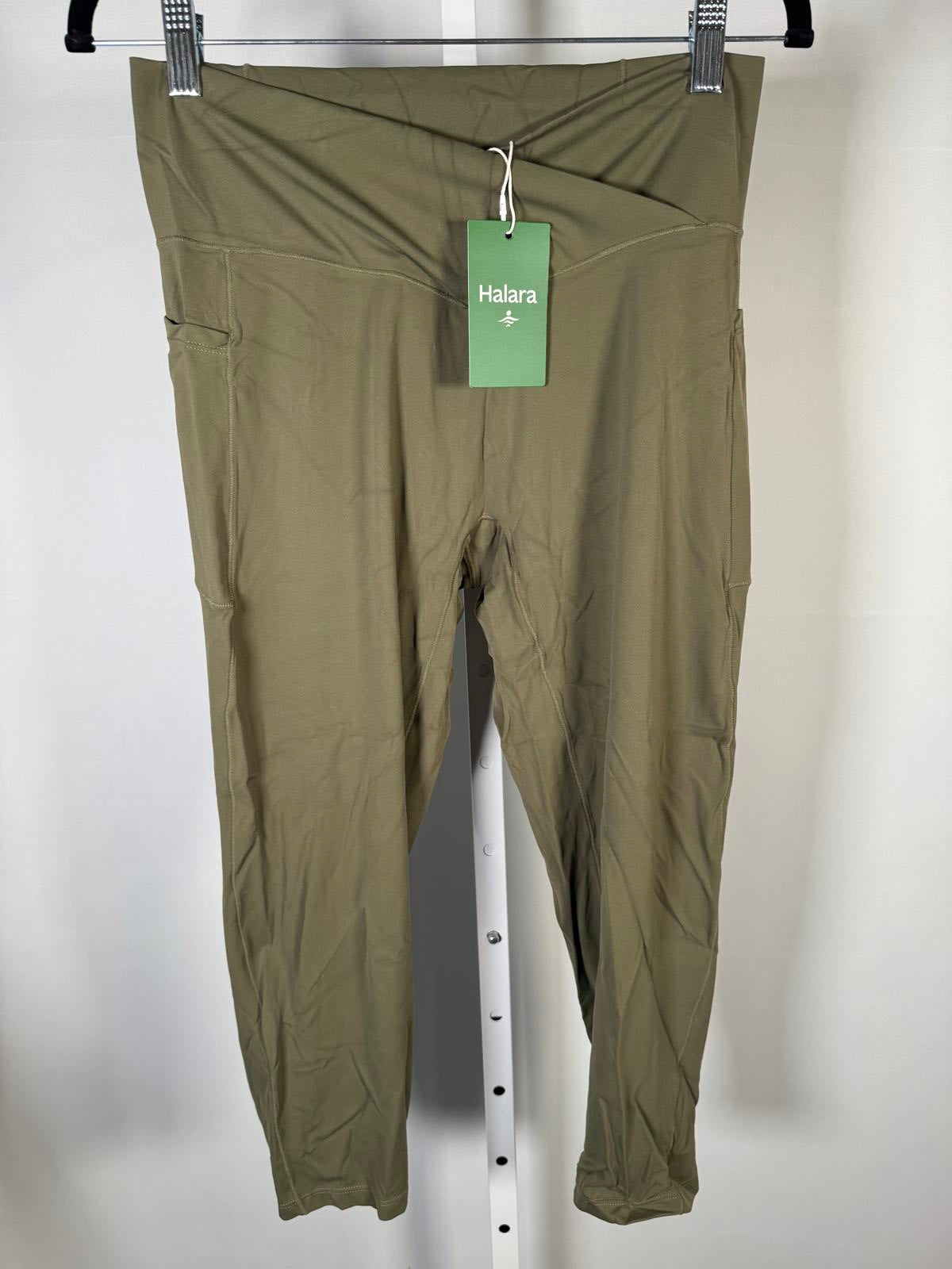 NWT Halara SoftlyZero High Waisted Crossover Pocket Capri Leggings-UPF50 Size XL