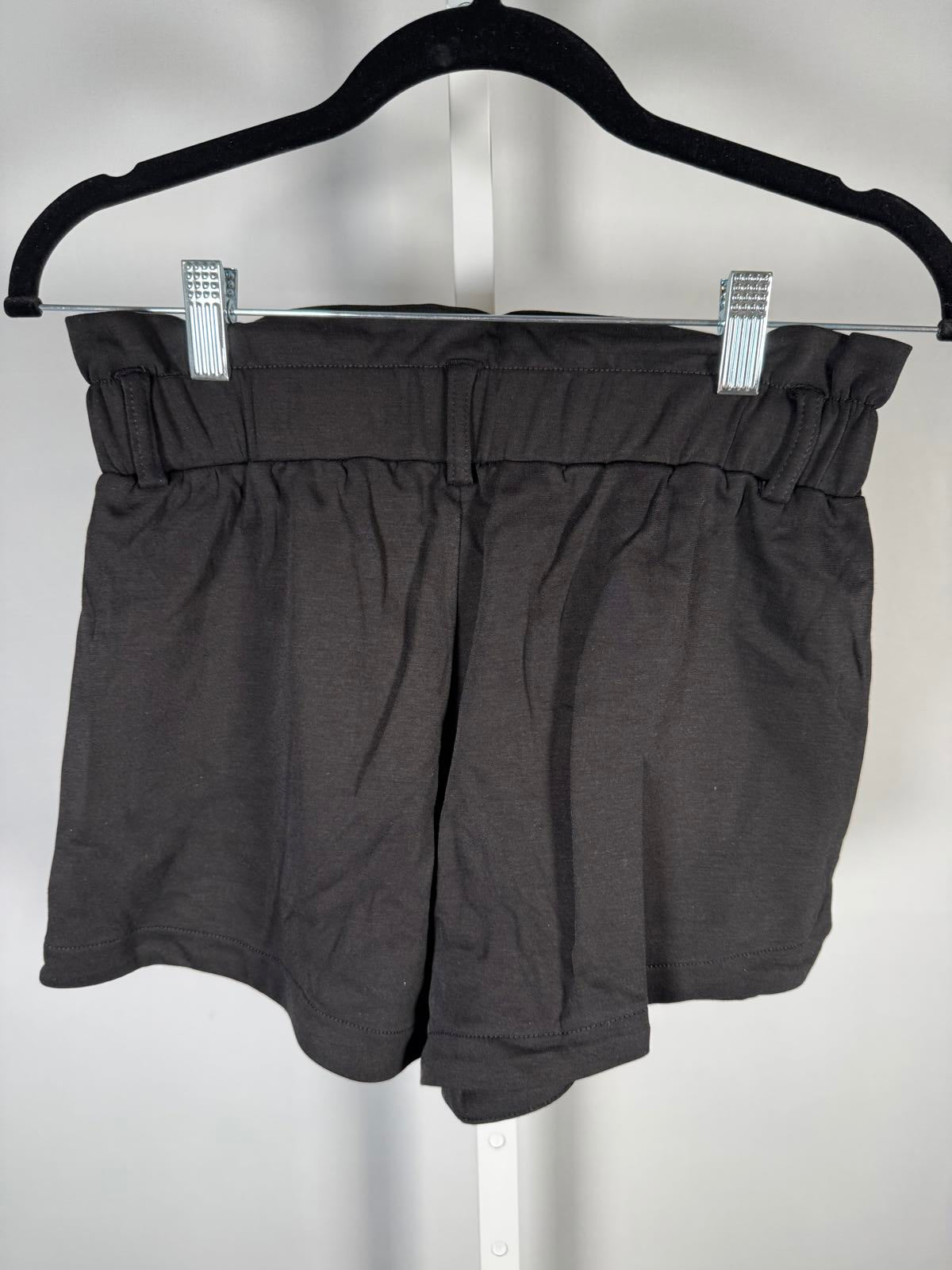 NWT Halara Women’s XS Charcoal Gray Elastic Waist Pocket Shorts Size XS