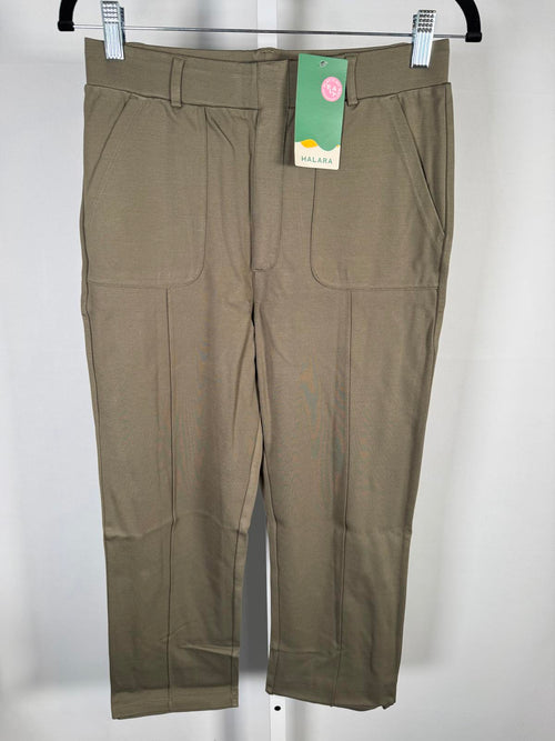 NWT Halara Women's Straight-Leg Pants with Front Patch Pockets Size Medium