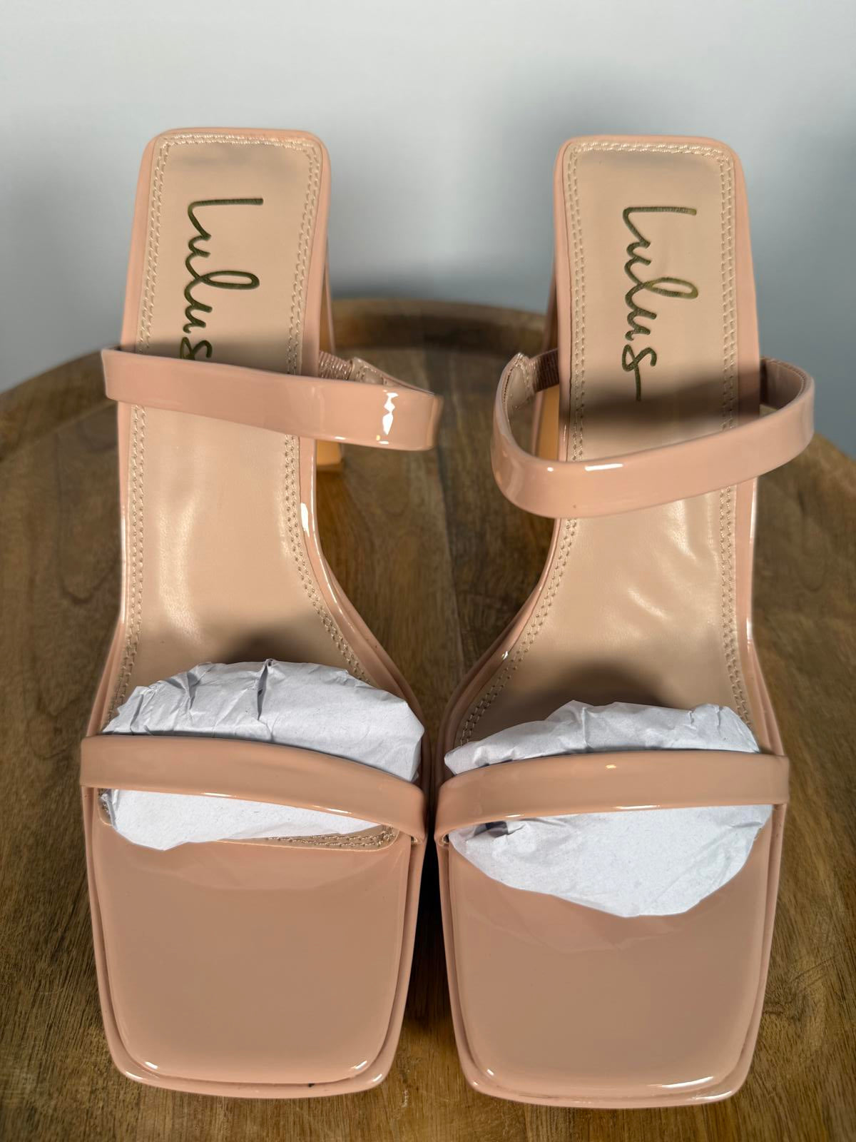 NWB Lulus Fausee Light Nude Patent Platform Slide Sandals Square Toe Size 11