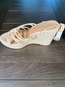 NWB Lisa Vicky Gaze-V Beige Sheep Nappa Wedge Sandals 9.5 M
