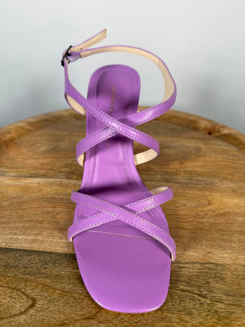 NWB INTENTIONALLY BLANK Leather Strappy Heeled Sandals EU Size 39 (US 8.5 - 9)