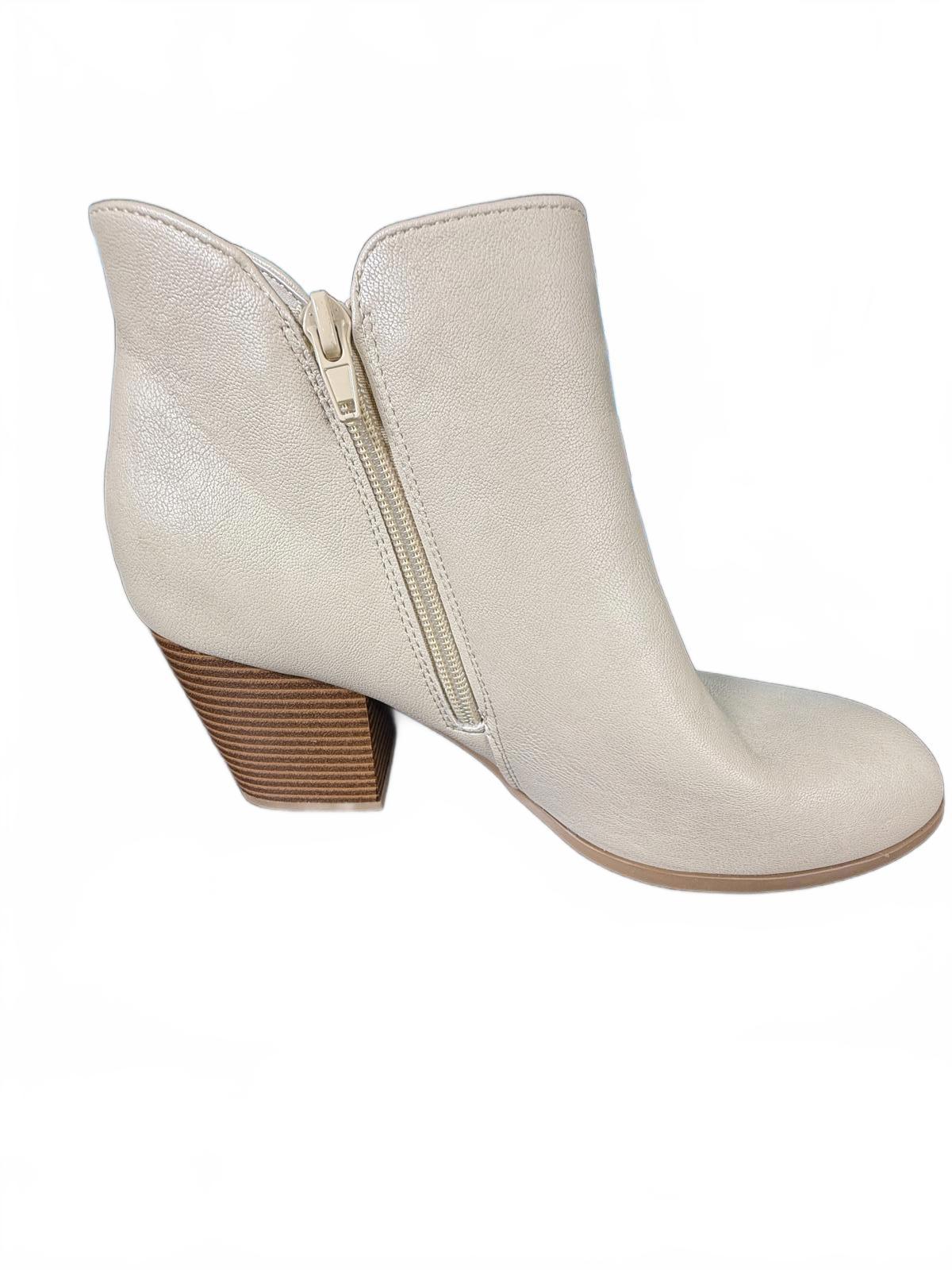NWB Style & Co Masrinna Ecru Ankle Boots Women's Size 9