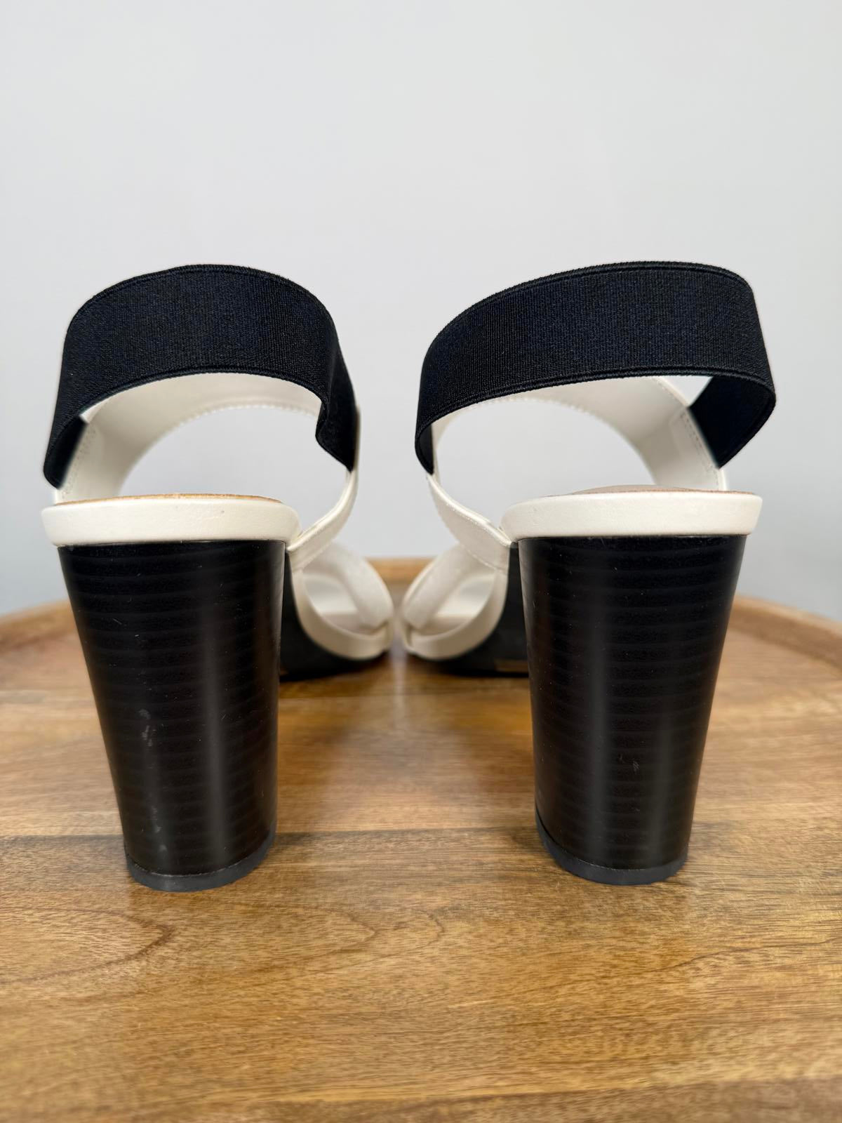French Connection Women's Dakota Block Heel Sandals White/Black Size 9.5 NWB