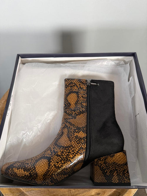 French Connection Toni Boot Brown / Black Snake Print Size 7 NWB