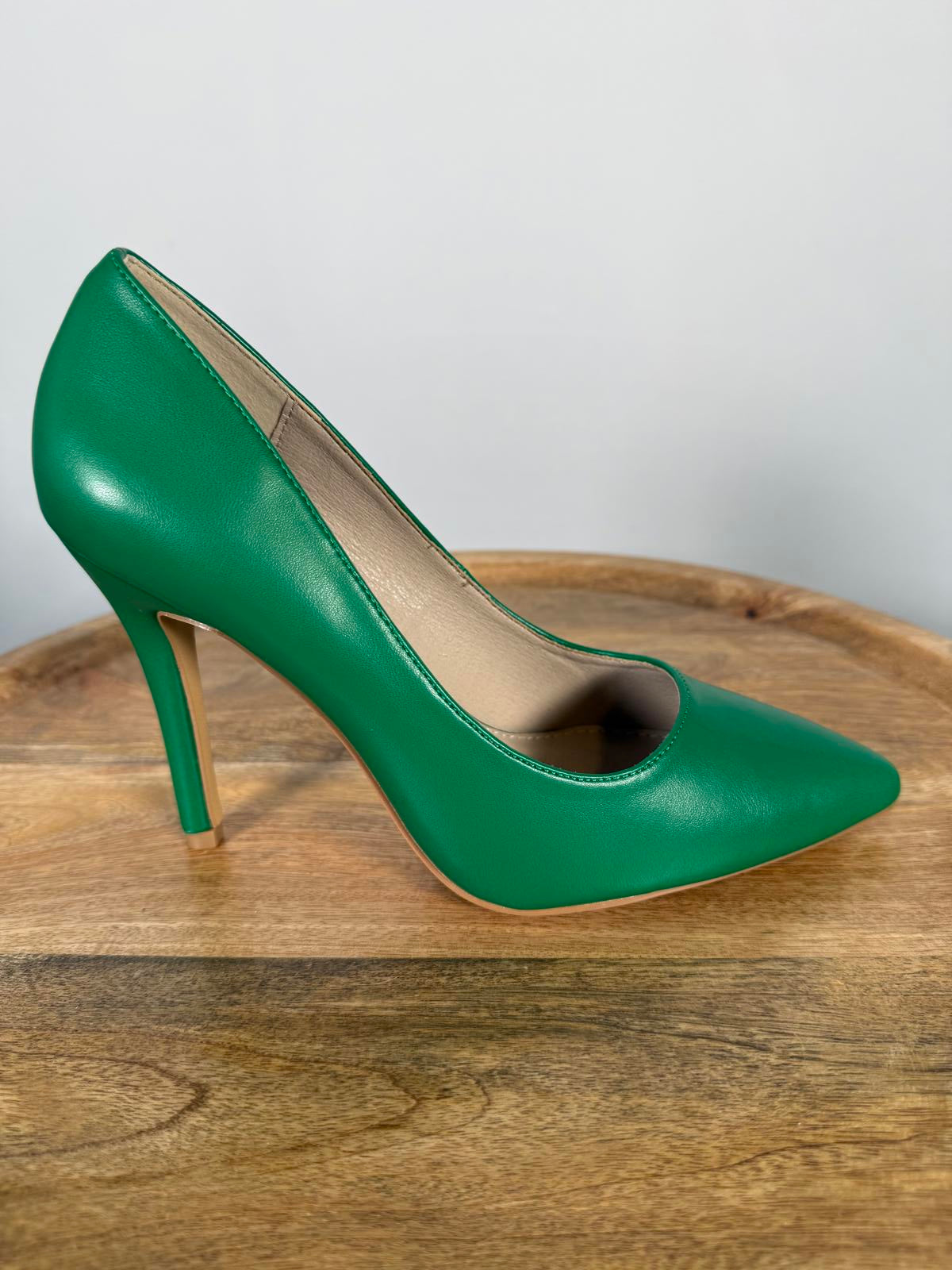 French Connection Womens Sierra Pointed Toe Pumps Green Size 7 NWB