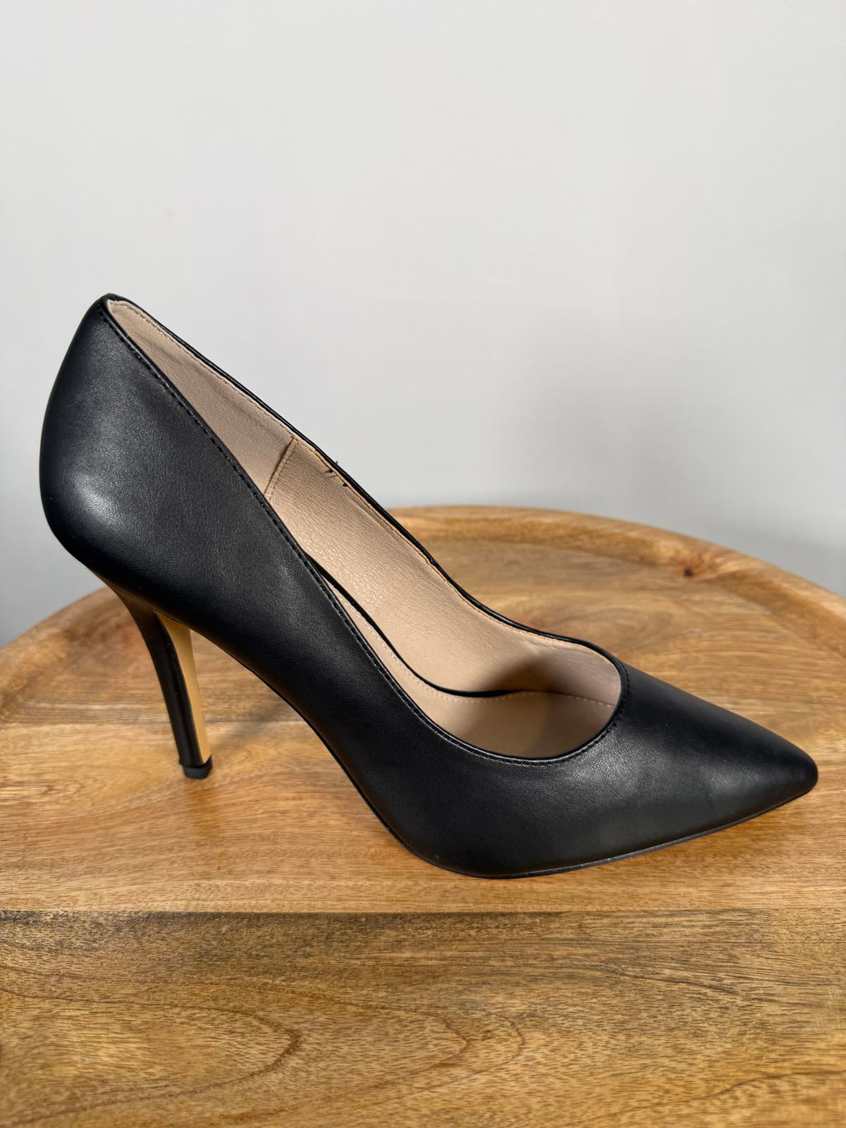 French Connection Womens Sierra Pointed Toe Pumps Black Size Size 10 NWB