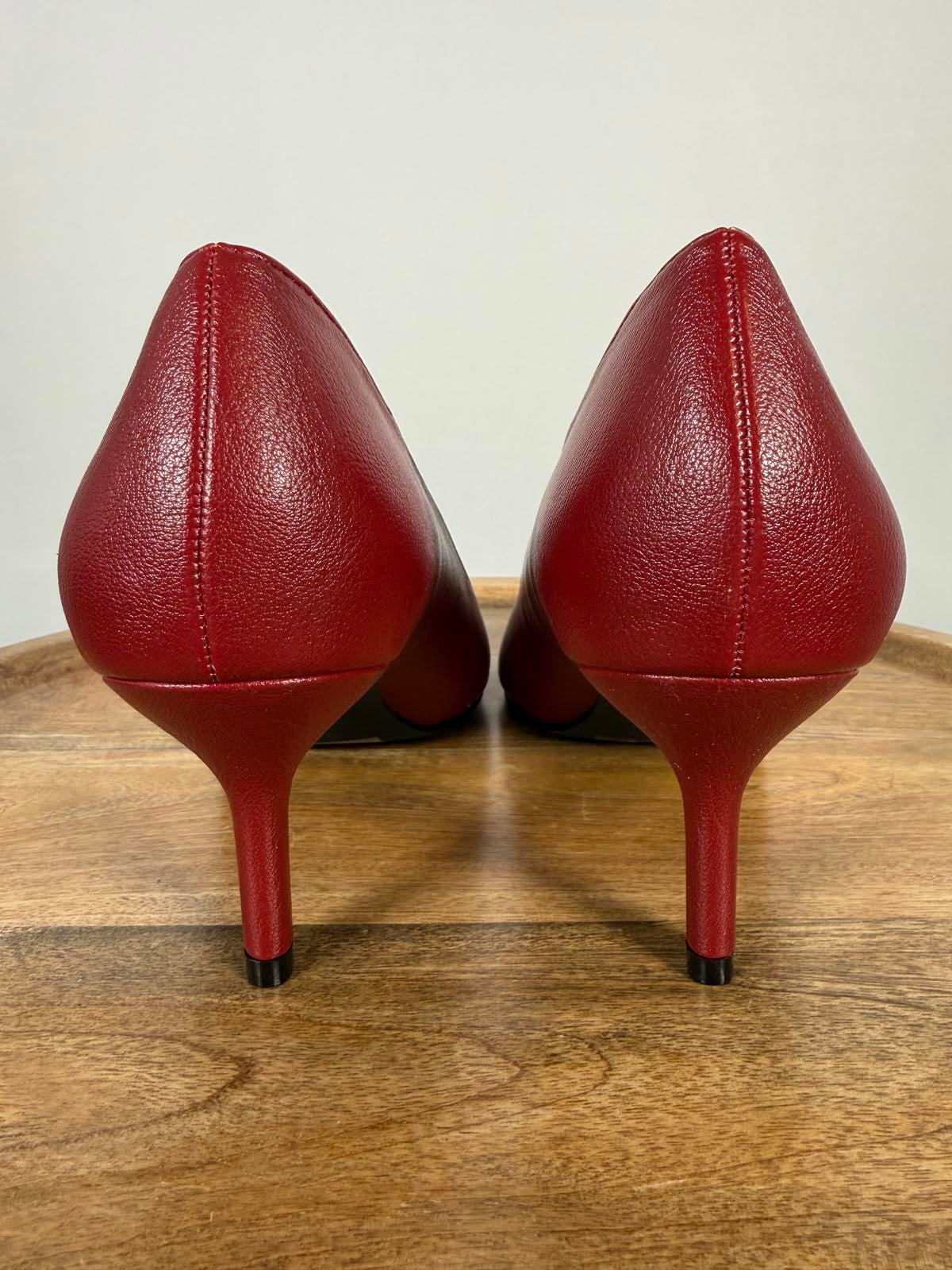 French Connection Kate Burgundy Pointed Toe Pumps Kitten Heel Size 9 NWB