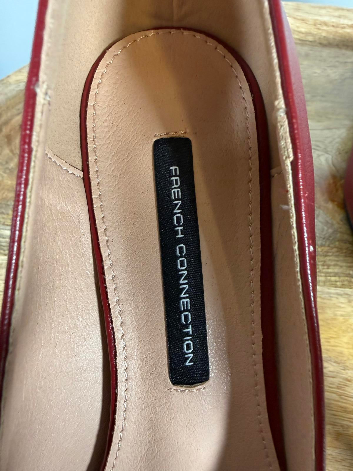 French Connection Kate Burgundy Pointed Toe Pumps Kitten Heel Size 9 NWB