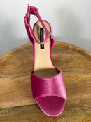 French Connection Pink Velvet Platform Block Heel Sandals Size 8.5 NWB