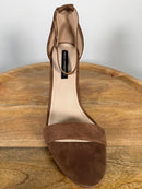 French Connection Brown Suede Ankle Strap Block Heel Sandals US 9 NWB