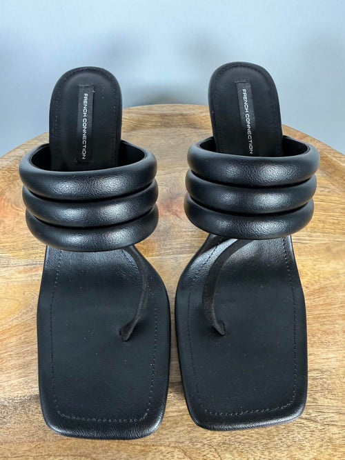 French Connection Womens Valerie Vegan Leather Slip On Heel Sandals Size 9 NWB