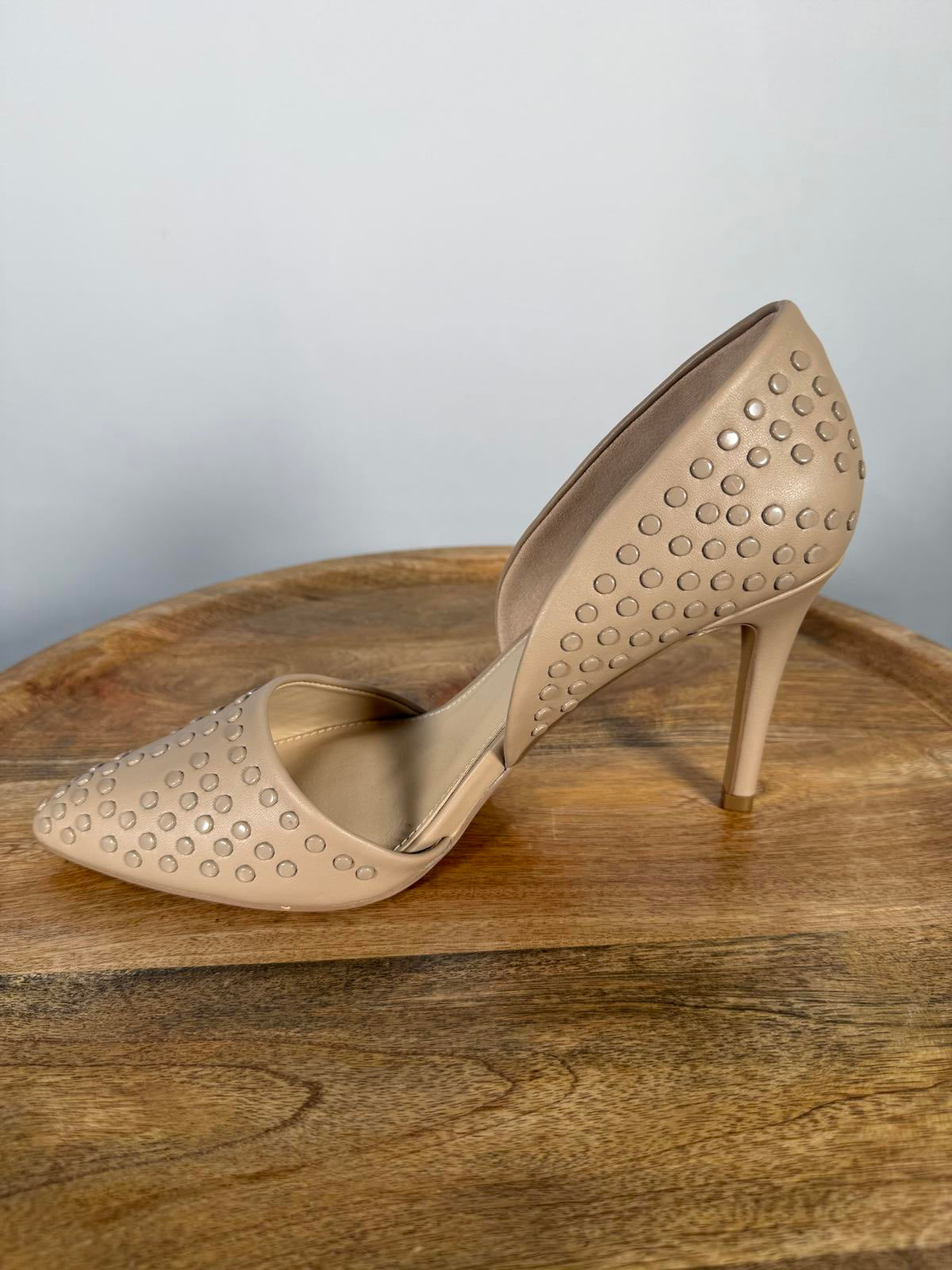 French Connection Cement Studded Pumps Pointed Toe Heels Size US 8.5 NWB