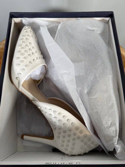 French Connection White Studded Pointed Toe Heels Size US 9.5 NWB