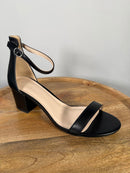 Halston Black Ankle Strap Block Heel Sandals Open Toe Size 9.5 NWB