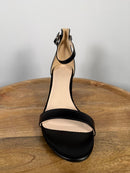 Halston Black Ankle Strap Block Heel Sandals Open Toe Size 9.5 NWB