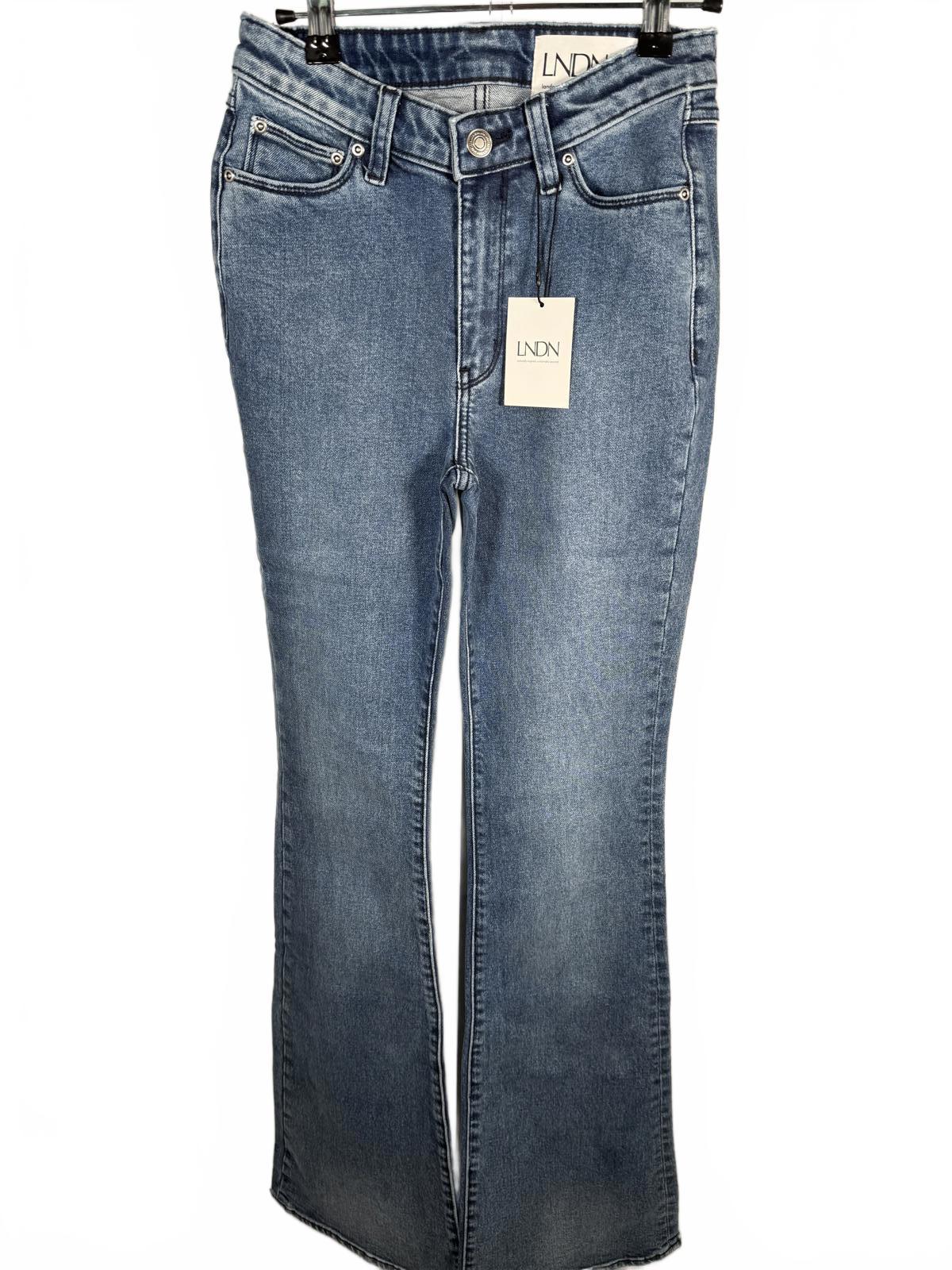 NWT LNDN Women’s Dark Wash Flare Jeans High Rise Denim Size 25