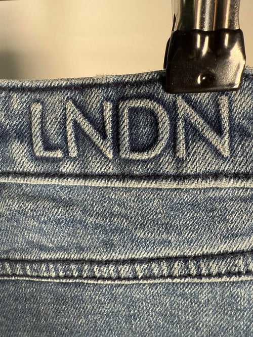 NWT LNDN Women’s Dark Wash Flare Jeans High Rise Denim Size 25
