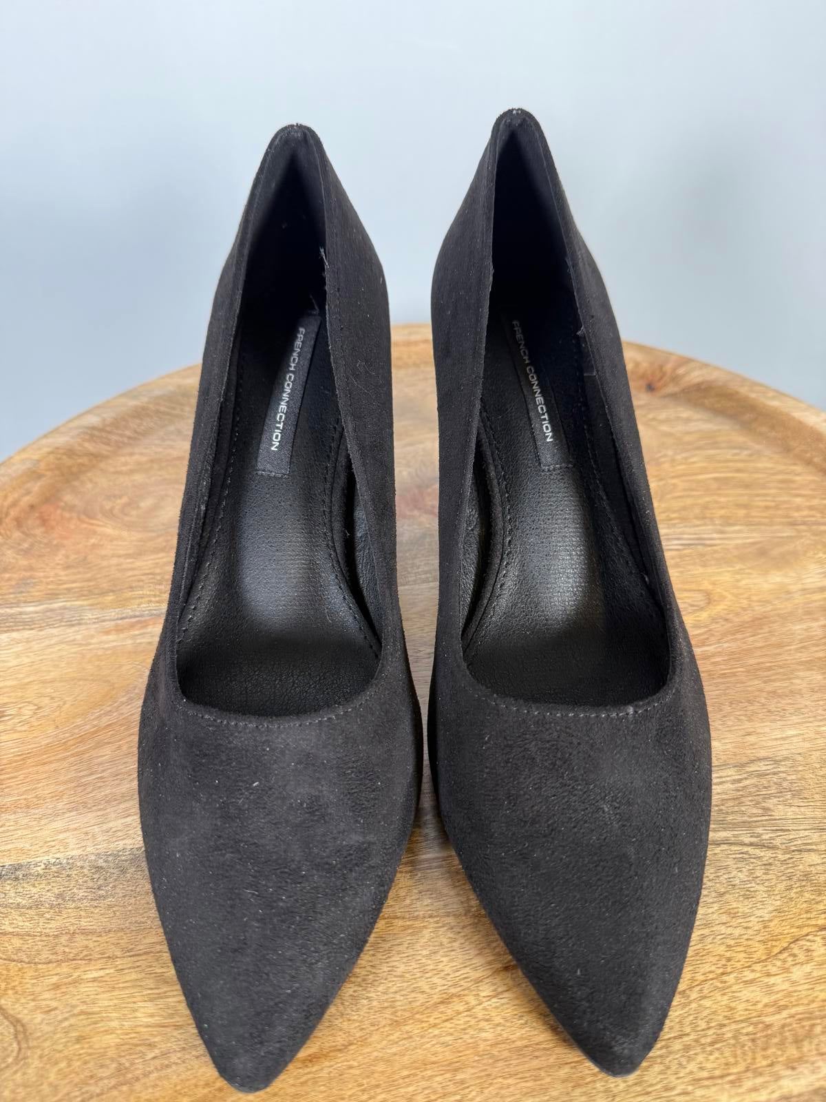 French Connection Black Suede Pointed Toe Kitten Heel Pumps Women’s US 8.5 NWB
