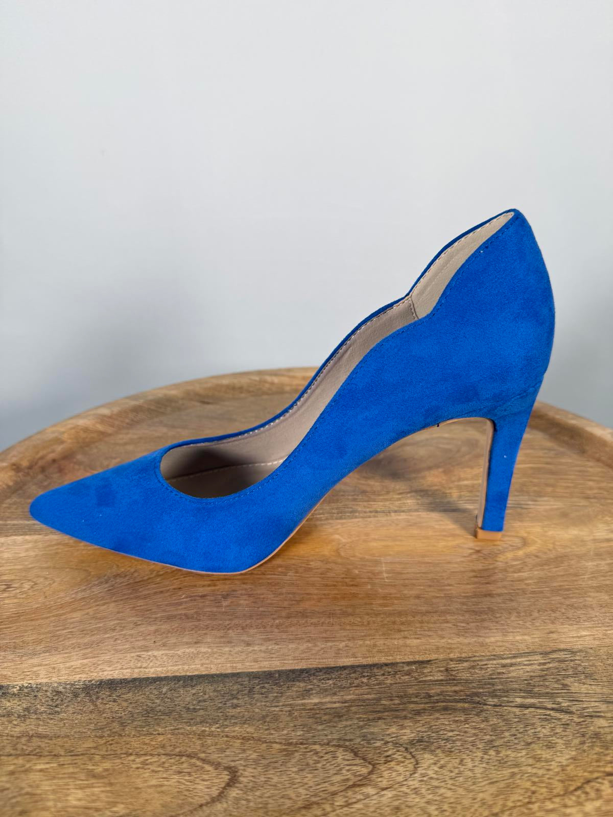 French Connection Royal Blue Suede Pointed Toe Heels Pumps Women’s US 7.5 NWB