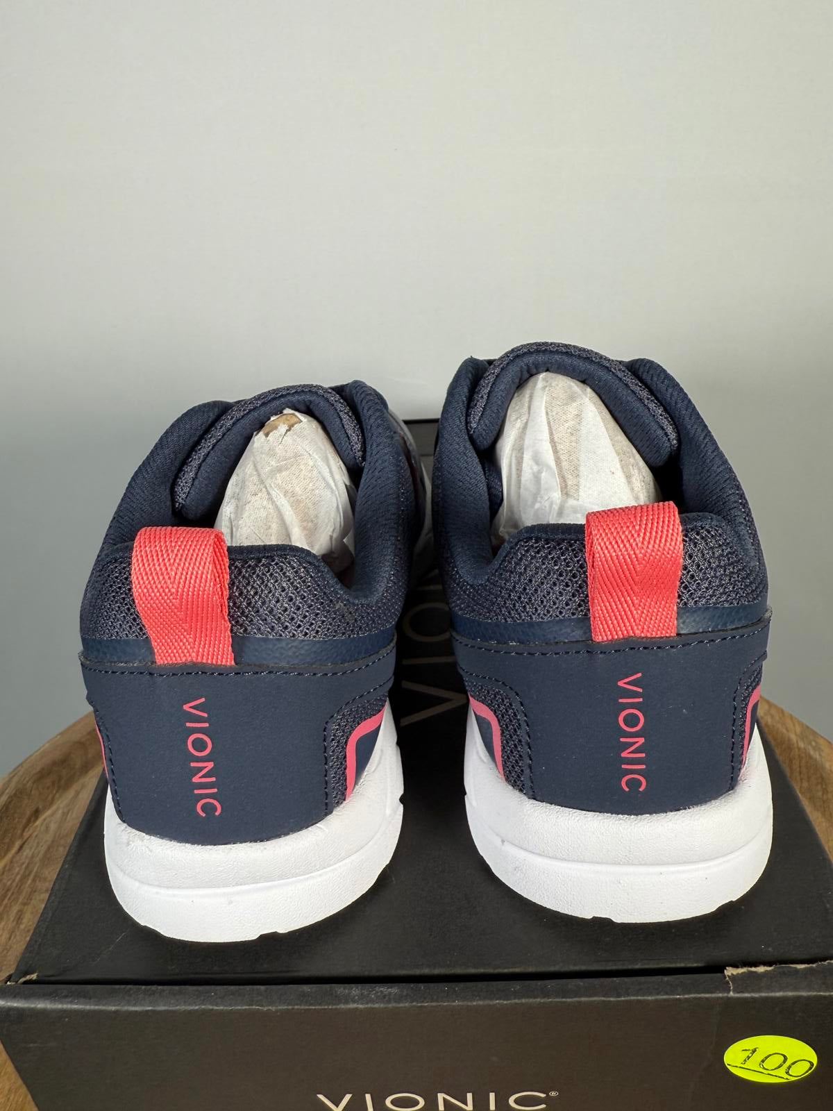 NWB Vionic Miles II Women's Walking Shoes Navy Pink Wide Size 5