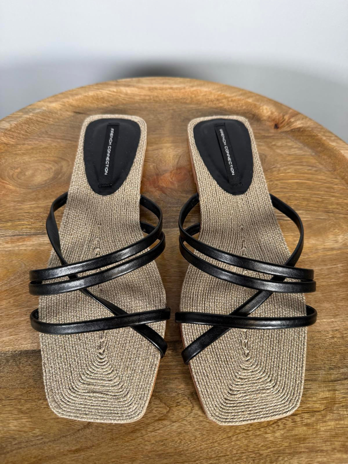 French Connection Black Strappy Flat Sandals Square Toe Slide Women’s US 8.5 NWB