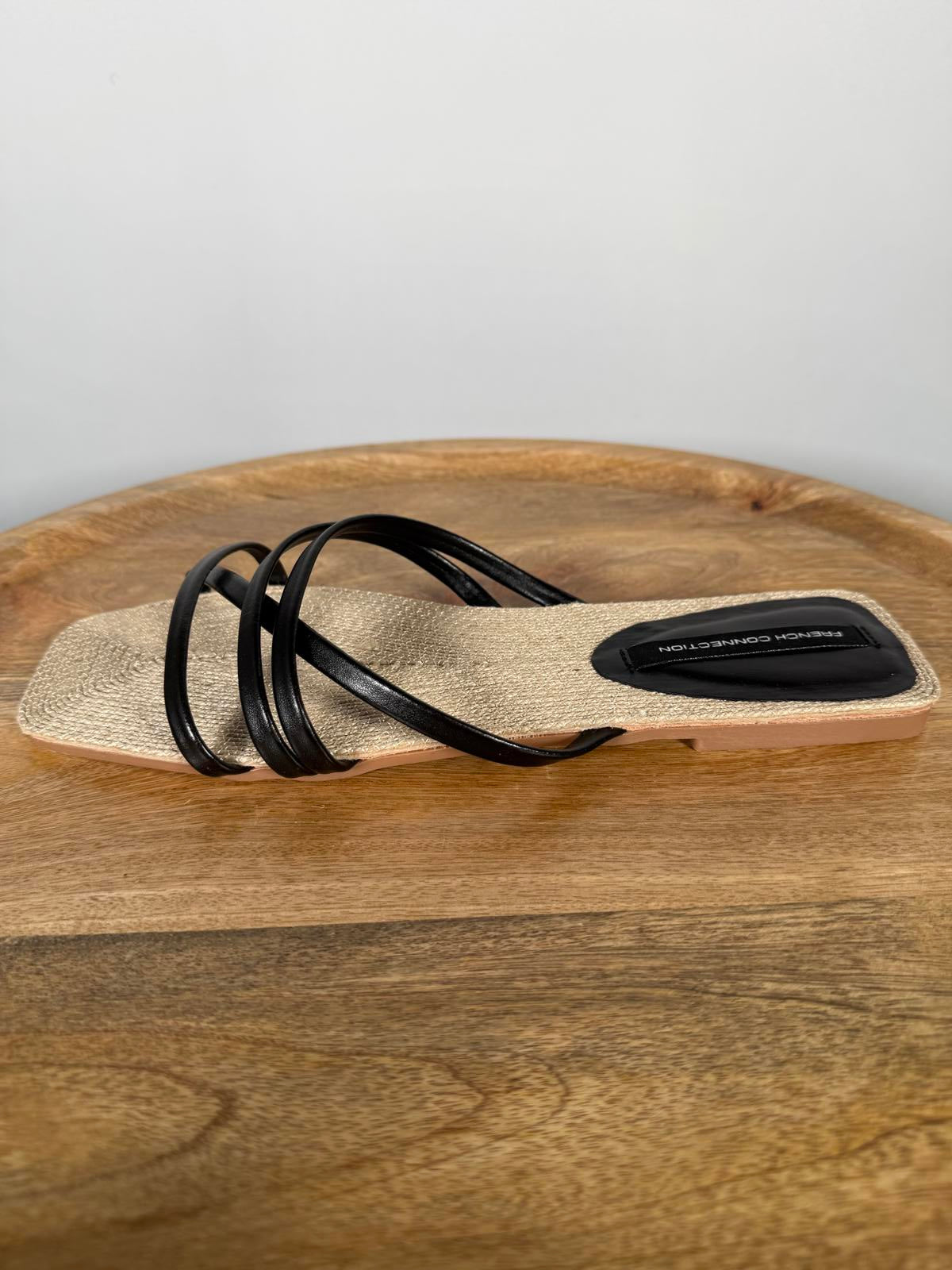 French Connection Black Strappy Flat Sandals Square Toe Slide Women’s US 8.5 NWB