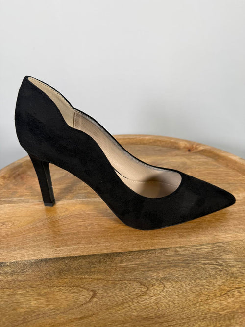French Connection Black Suede Pointed Toe Pumps Heels Women's US Size 6 NWB