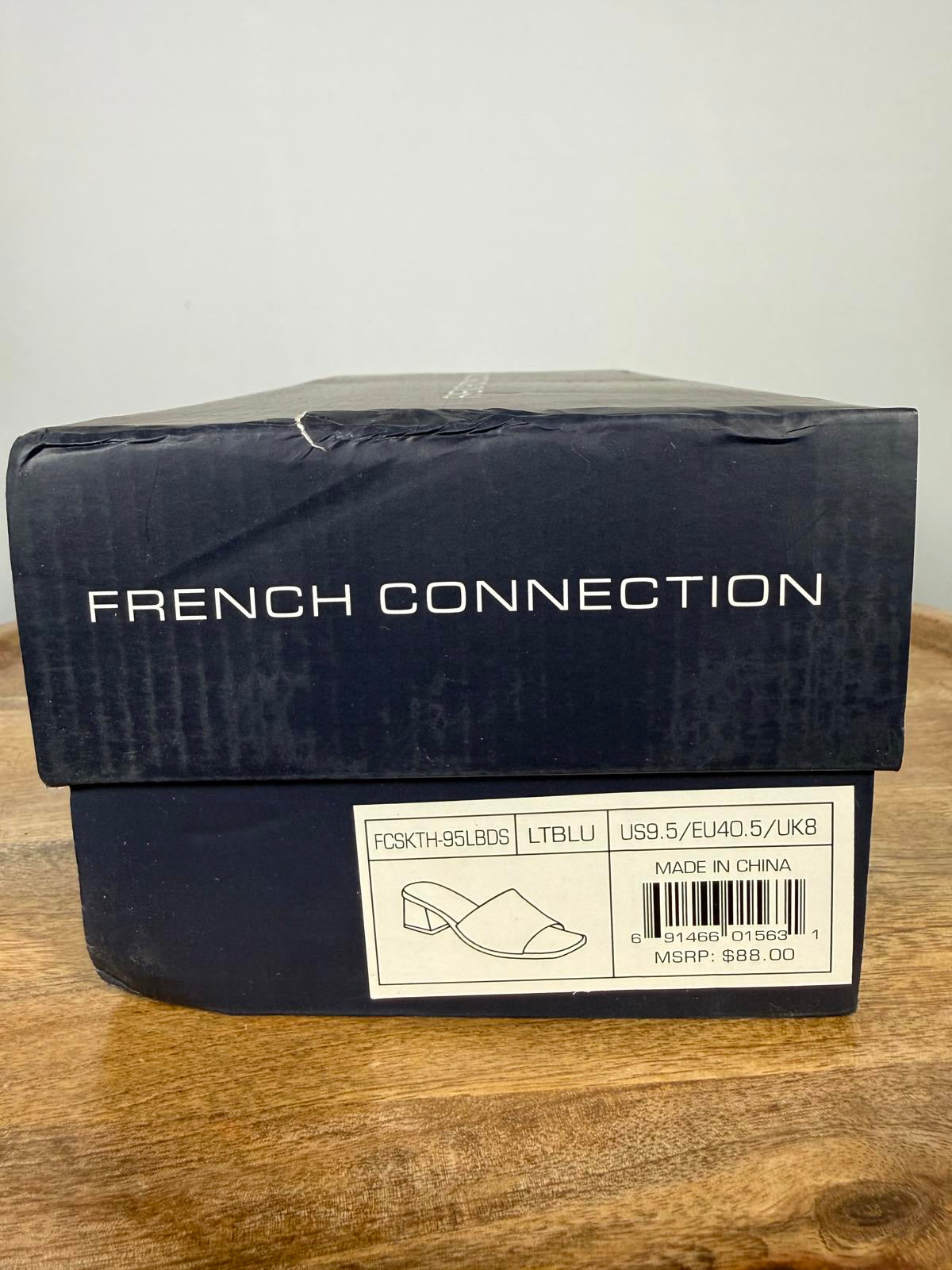 French Connection Women's Sketch Flyknit Sandals Women's US Size 9.5 NWB