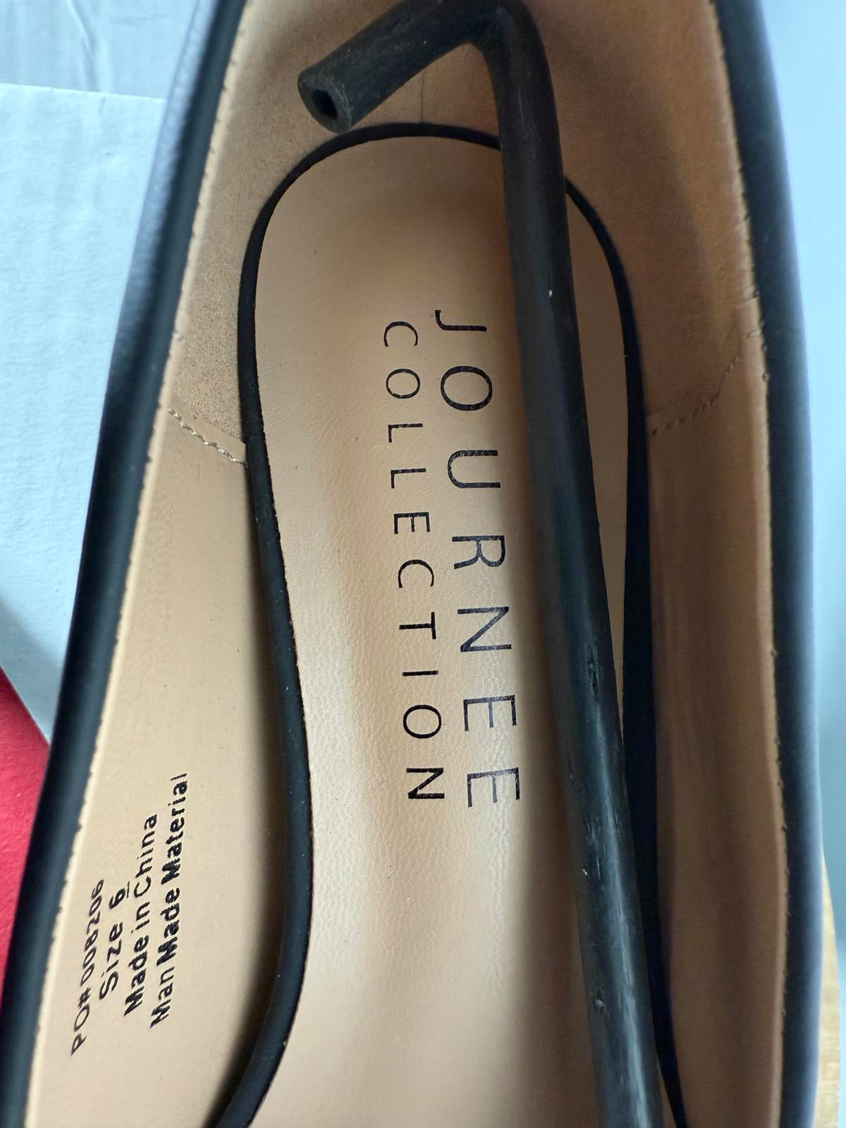 NWB Journee Collection Celica Pump Black Size 6