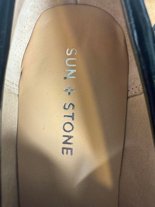 NWB Sun Stone Prescott Black Patent Lug Sole Loafer Pumps Women's Size 10