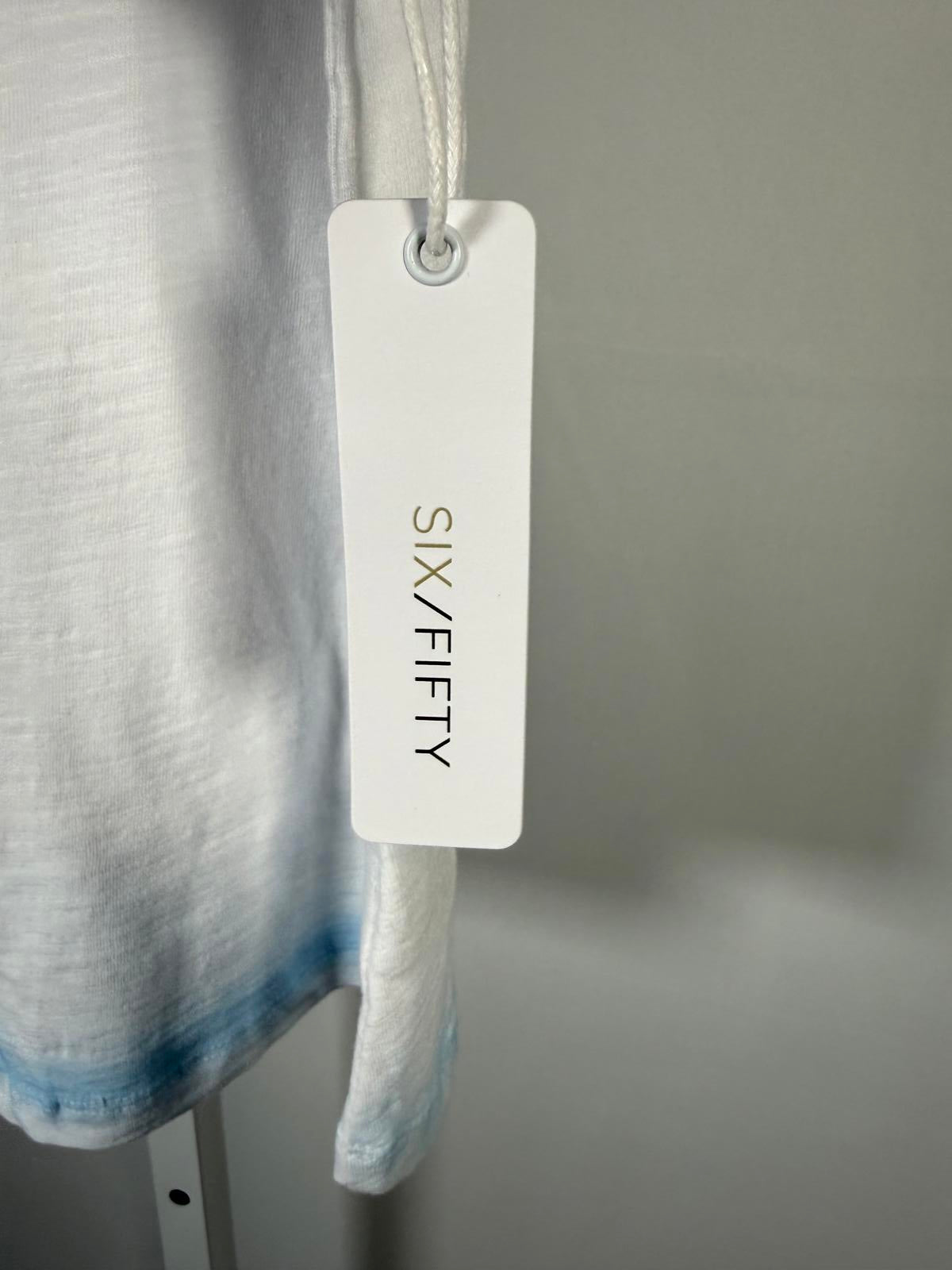 NWT Six/Fifty Women’s White V-Neck Sleeveless Tank Top Blue Trim Size XL
