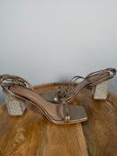 NWB Kaanas Canary Silver Block Heel Sandals Women's Size 10