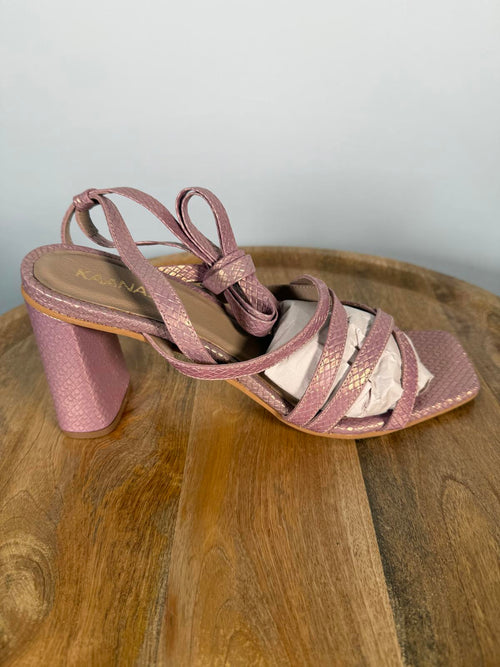 NWB Kaanas Eagle Wrap Heels Pink Women's Size 10