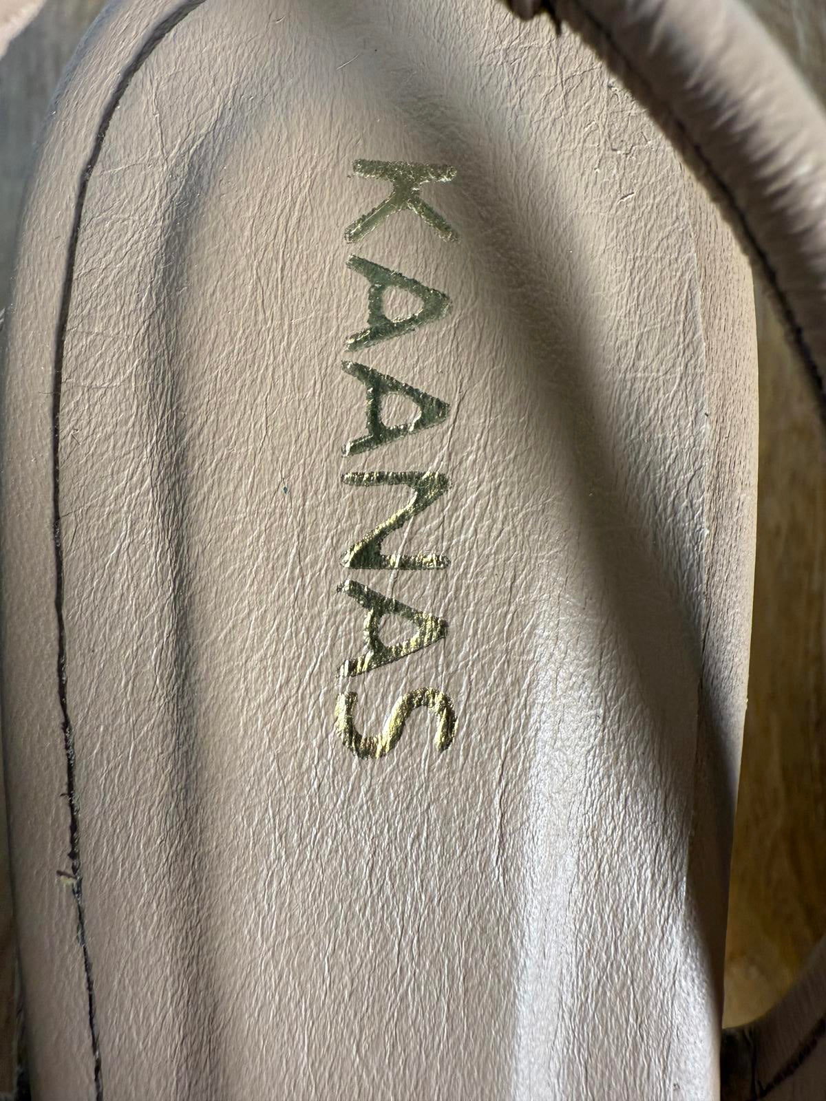 NWB Kaanas Santiago Wedge Sandals Women's Size 9