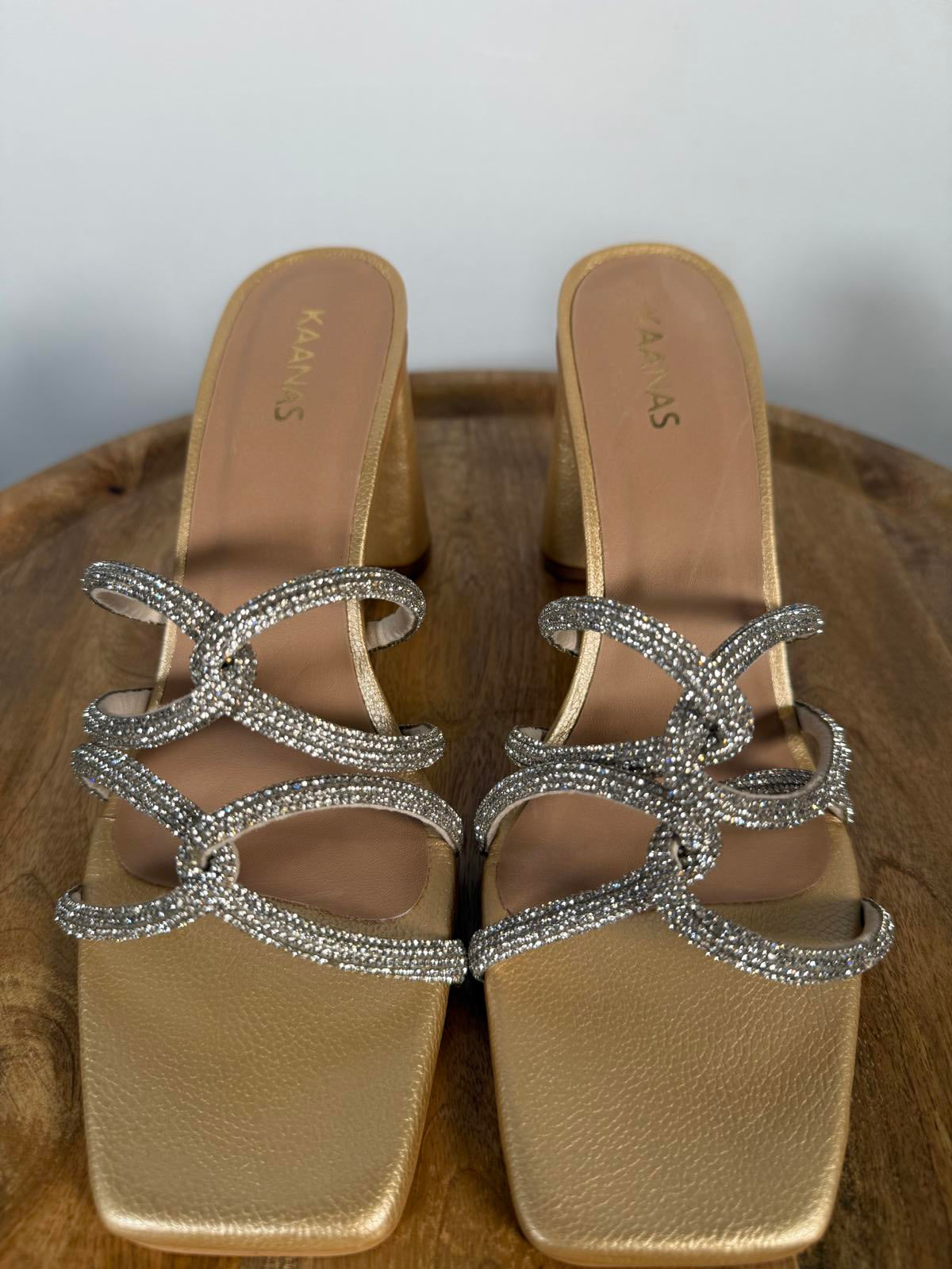 NWB Kaanas Dresden Heel Sandals Women's Size 10