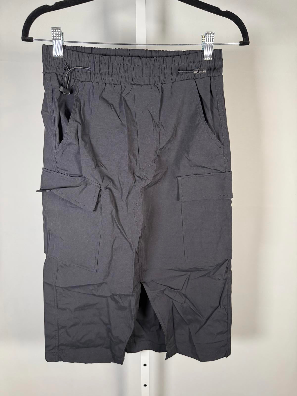 NWT Halara Black Cargo Skirt Elastic Waist Pockets Size Small