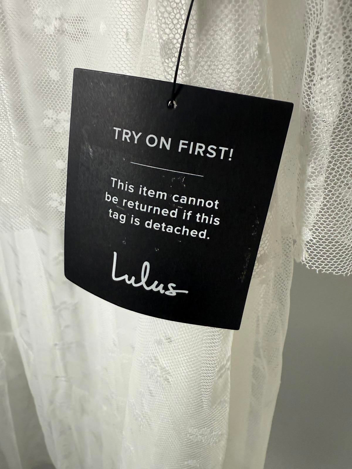 NWT Lulus Positively Precious White Floral Mesh Tiered Halter Midi Dress Small