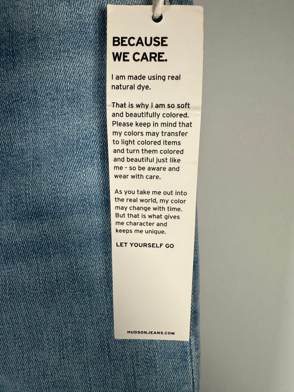 Hudson Jeans Light Wash Slim Straight Leg Women’s Jeans Size 24 NWT