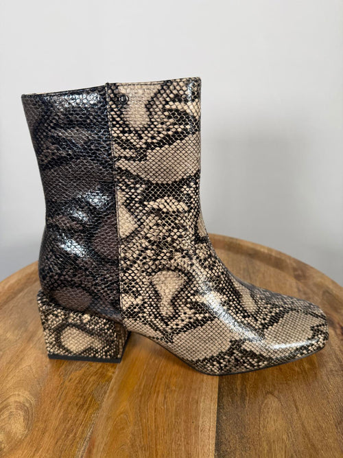French Connection Toni Block Heel Boot Soft Truffle Charcoal US 7.5 / EU 38 NWB
