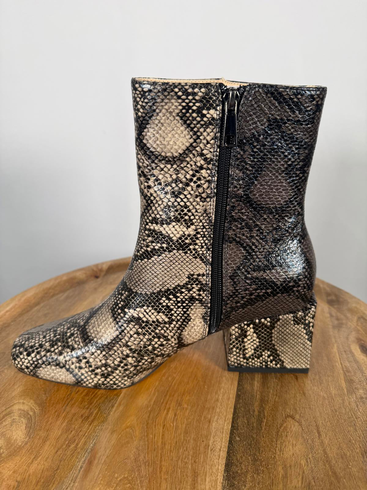French Connection Toni Block Heel Boot Soft Truffle Charcoal US 7.5 / EU 38 NWB