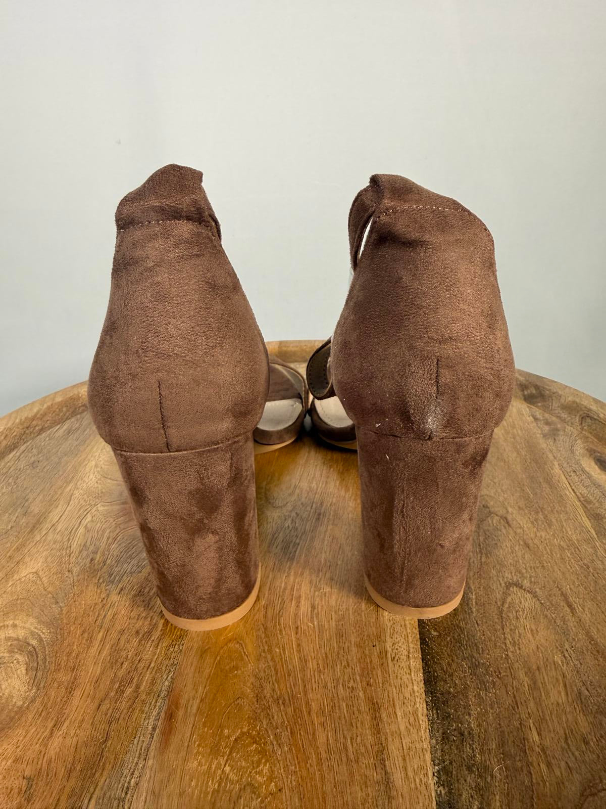 French Connection Brown Suede Ankle Strap Block Heel Sandals US 9 / EU 40 NWB