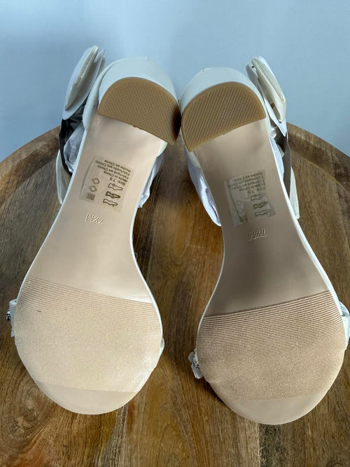 Oleg Cassini Melania Bow Rhinestone Heel Ivory Women's US Size 7.5 NWB