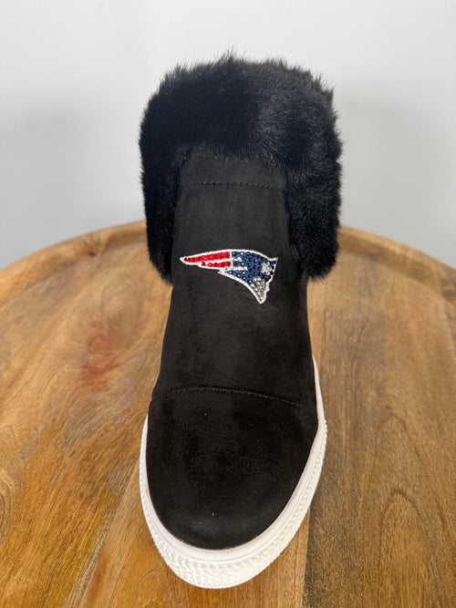 New England Patriots Faux Fur Wedge Sneaker Boot Black US 8 / EU 39 NWB