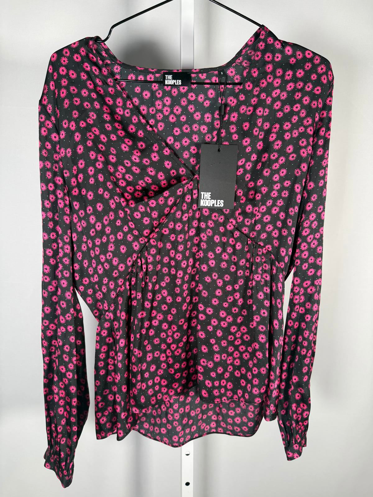 The Kooples Daisy Dots Silk Blouse Size US Large FR 3 Black Pink NWT $215