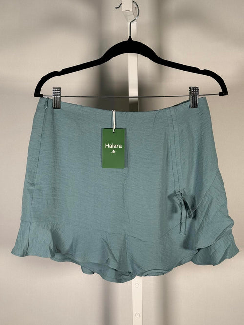 NWT Halara Women’s Wrap Mini Skirt Tie Side Ruffle Hem Size Medium