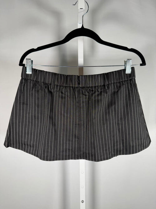 NWT Halara Black Pinstripe Pleated 2-in-1 Built-In Shorts Size Small