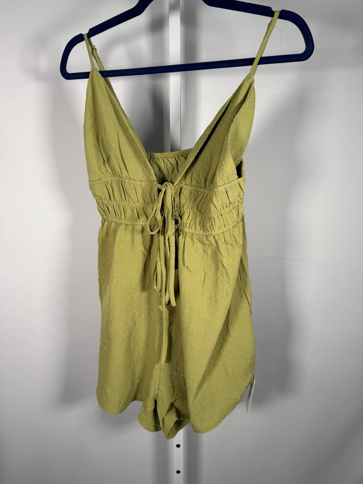 NWT Cupshe Olive Green Tie Front Romper Jumpsuit Women's Size M