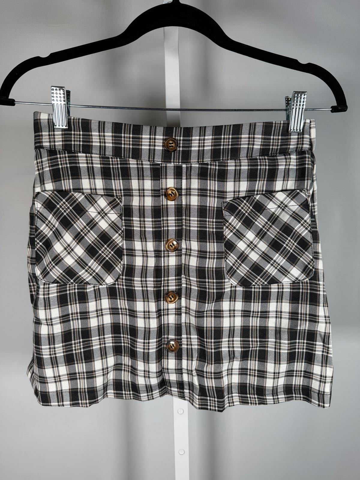 NWT Halara High Waisted Pocket Zipper 2-in-1 Mini Casual Skirt Size Small