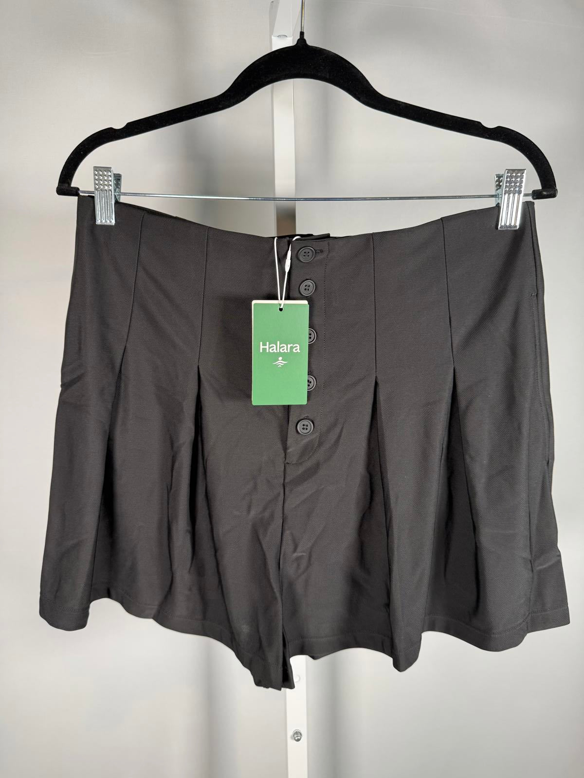 NWT Halara High Waisted Pleated Short Back Size Large